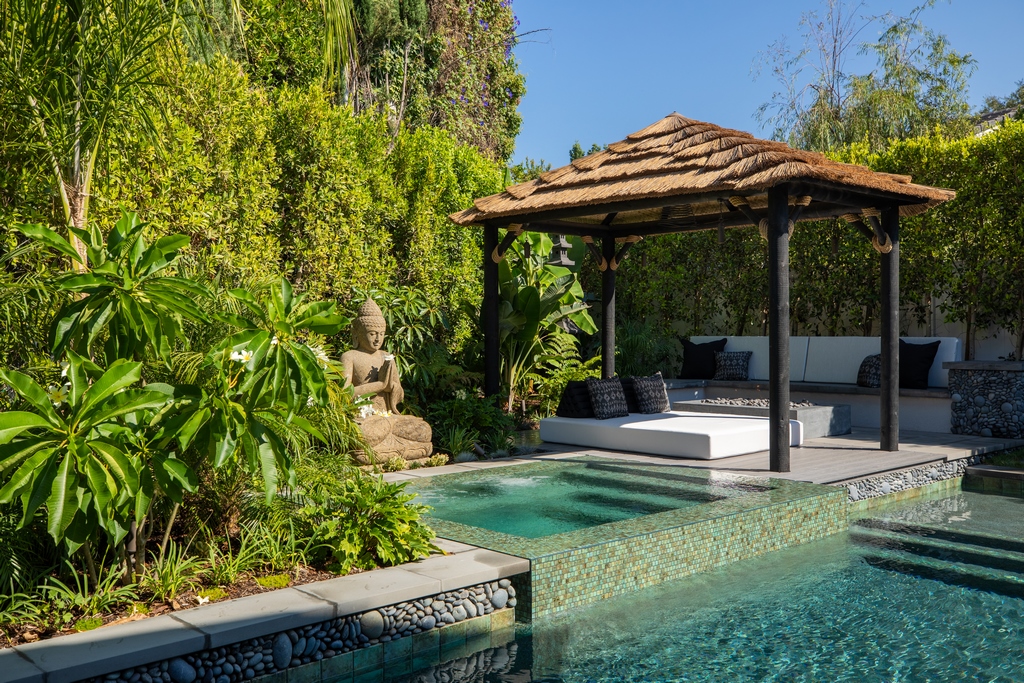 Balinese Pool Landscaping Ideas - Image to u