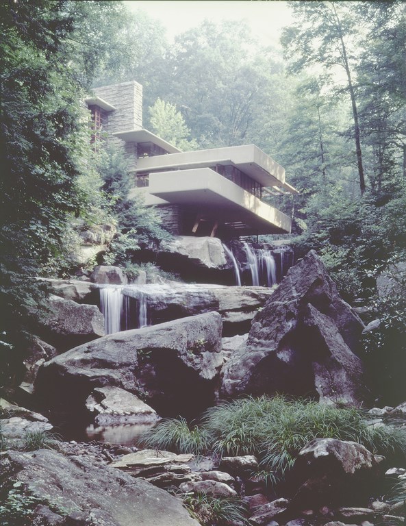 Fallingwater is one of the world's most photographed and studied residences:  Frank Lloyd Wright's sublime and inspired interweaving of architecture, forest and water has a grandeur that has never been matched in the more than six decades since its completion.  Here, watershape designer and Wright enthusiast David Tisherman salutes this remarkable achievement and the man who redefined architecture for the 20th Century - and beyond.  