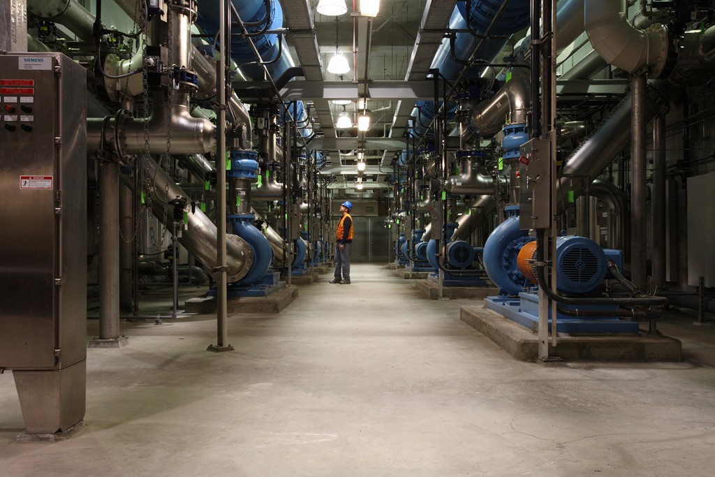 In January 2008, southern California’s Orange County Water District unveiled its Groundwater Replenishment System, a treatment and reuse facility dedicated to producing water to resupply the county’s beleaguered groundwater reserves. A year later, Eric Herman toured the facility, getting a behind-the-scenes look at a thought-provoking system that is setting new standards for water treatment, management and use.