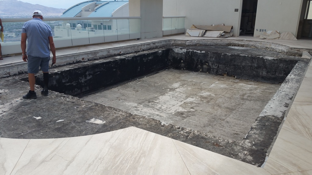 When you work high above the ground, you have to see things from different angles, say high-rise specialists Mark and Zachary Trapani. The rigors and complexity of working with elevated watershape installations requires careful investigation and problem solving at every turn.