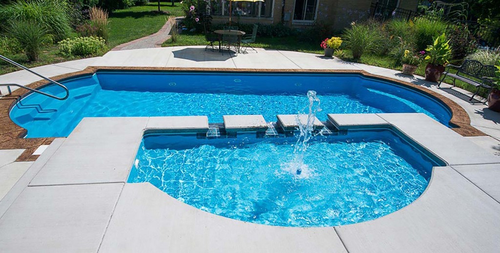 Thursday Pool Introduces Lounging Area - Water Shapes